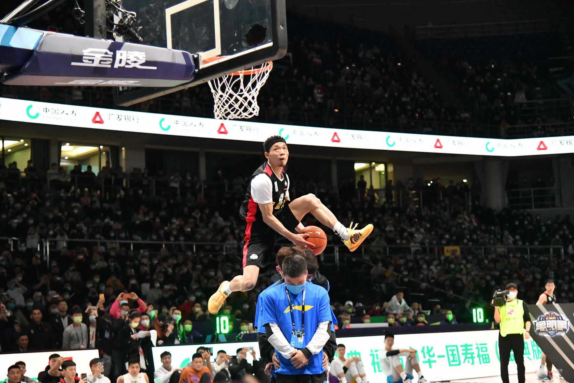 只是多数人 只是多数人