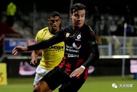 而缺席的三 而缺席的三