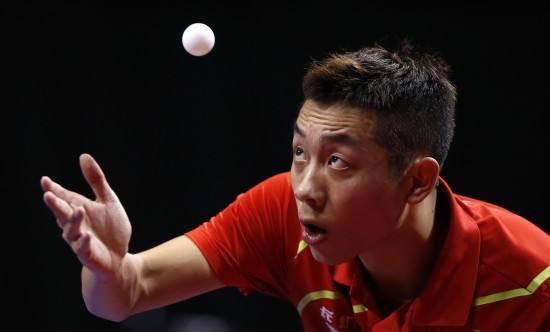 端的篮板保 端的篮板保