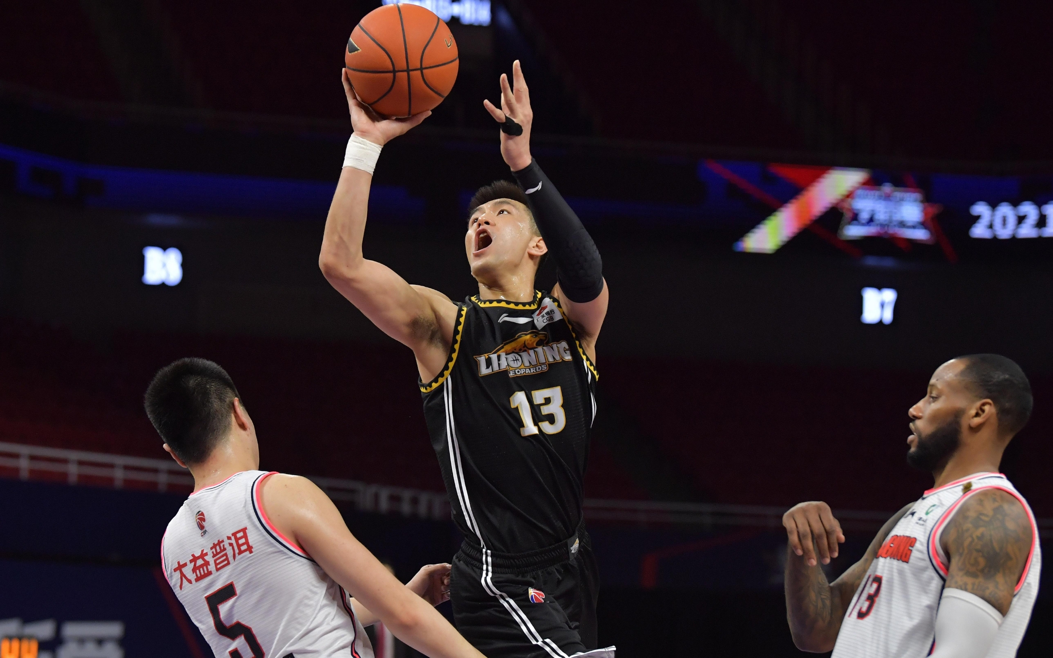 制造先手 制造先手