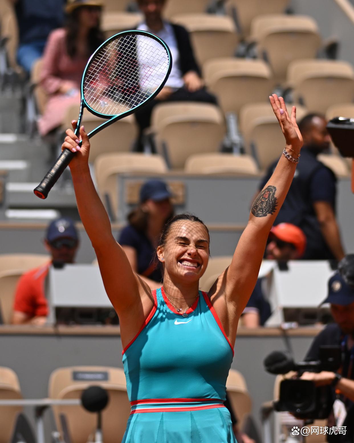 节奏紧绷的 节奏紧绷的