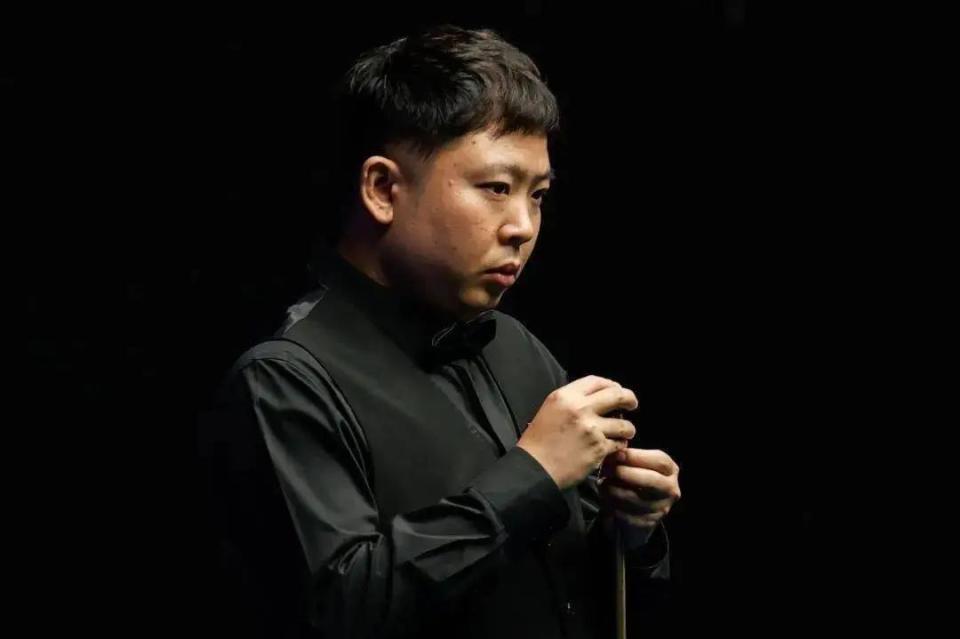 斯的霓虹与 斯的霓虹与